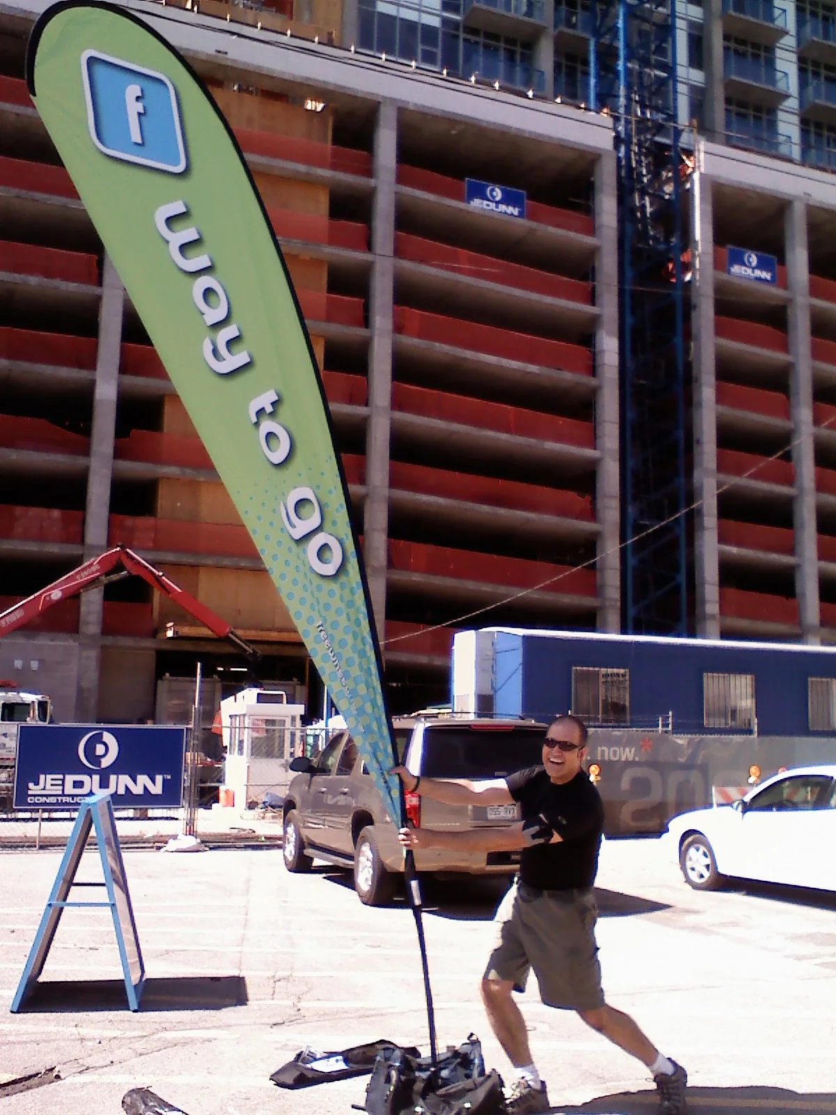 Wind banner instalado em uma ação externa